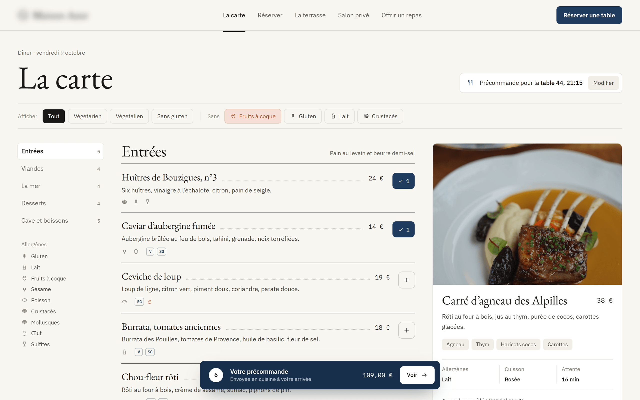 Carte du restaurant pour parcourir les plats et préparer une précommande